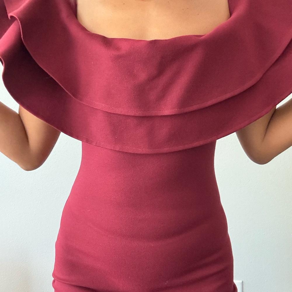 Dress By the way